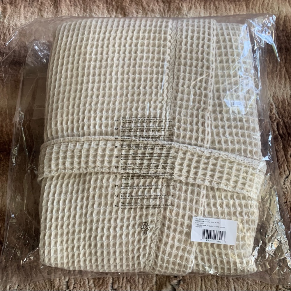 Parachute Waffle Robe Tan - Picture 2 of 4